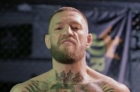 Clipe dramatice cu Conor McGregor. Super-luptatorul a parasit ringul pe targa si a ajuns la spital