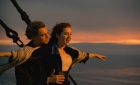 Doi miri au murit, după ce vrut să repete scena din Titanic. Familia a asistat la tragicul eveniment 