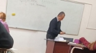 Fost lider din lumea interlopă a ajuns profesor de matematică la liceu. Colegii de catedră au intrat în grevă!