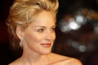 Madonna a numit-o „o actriţă incredibil de mediocră". Reacţia lui Sharon Stone