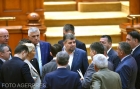 Moțiunea de cenzură: Negocieri intense pe ultima sută de metri. Calcule de moment din tabăra PSD