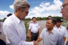 Nebunie! John Kerry a vizitat locul in care a omorat un om in timpul Razboiului din Vietnam