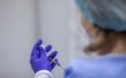 OMS: Persoanele în vârstă şi grupurile cu risc mai ridicat vor trebui să facă rapeluri ale vaccinului anti-Covid într-un interval de şase până la 12 luni
