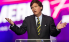 Tucker Carlson acuză administratia Biden că prelungeste războiul din Ucraina si incalzirea globala ca sa imbogatească Oculta Mondială!