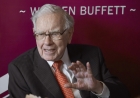 Urmează o mare criză economică? Magnatul Warren Buffett acumulează numerar şi vinde acţiuni, dar nu explică de ce face asta
