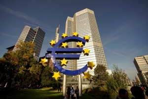 Instabilitatea politică aruncă în aer economia UE: avertisment dur de la Banca Europeană
