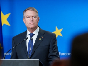 Klaus Iohannis divizează PNL - Unii îl vor la Cotroceni. Alții îi cer demisia: 