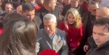 Călin și Cristela Georgescu dau un mesaj din mijlocul oamenilor: este un moment de glorie uriașă!