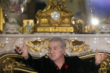 De ce este lăsat Gigi Becali să-și facă de cap în AUR și care este motivul pentru care patronul FCSB nu-l suportă pe Călin Georgescu. "Nimeni nu-l poate opri"