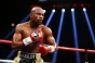 Boxerul Floyd Mayweather, ţinta unui atac mafiot în Atlanta. Bodyguardul său a fost împușcat