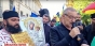 Gigi Becali a dat cu agheasmă pe traseul pe unde au trecut homosexualii din București! VIDEO