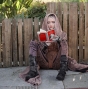 Grimes a explicat de ce a citit Manifestul Partidului Comunist după despărțirea de Elon Musk