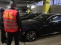 Inspectorii antifraudă au identificat mai multe rețele frauduloase de samsari de autoturisme de lux. Firmele erau înregistrate pe numele unor persoane sărace