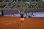 Simona Halep îşi apără trofeul de la Madrid, după o finală de senzatie cu Mladenovic