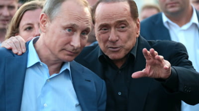 Cât de absurdă e Comisia Europeană: Cele 20 de sticle de vodcă pe care Putin i le-a trimis în dar lui Berlusconi 