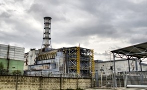 Noi probleme la Cernobîl - Ucraina acuză trupele ruse că ar fi avariat din nou liniile de alimentare cu energie electrică