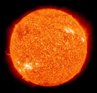 O eruptie solara uriasă loveste azi Pamantul: Furtuna geomagnetica vine cu 1,3 milioane de kilometri pe ora