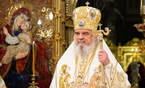 Patriarhul Daniel crede că viroza de care suferă 70% dintre români a fost trimisă asupra lor: 