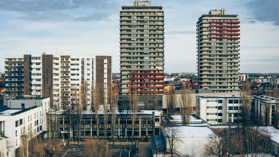 Un economist avertizează că se sparge bula imobiliară. 